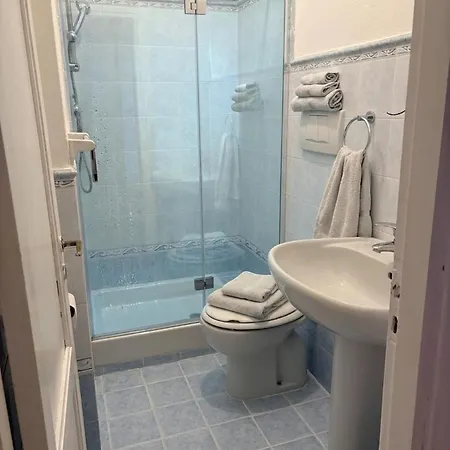 La Finestra Sul Borgo Apartman *