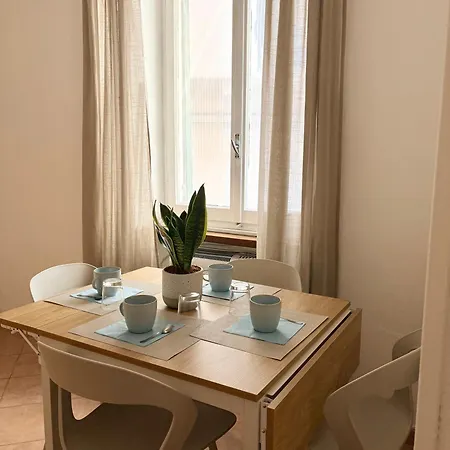 La Finestra Sul Borgo Apartman *